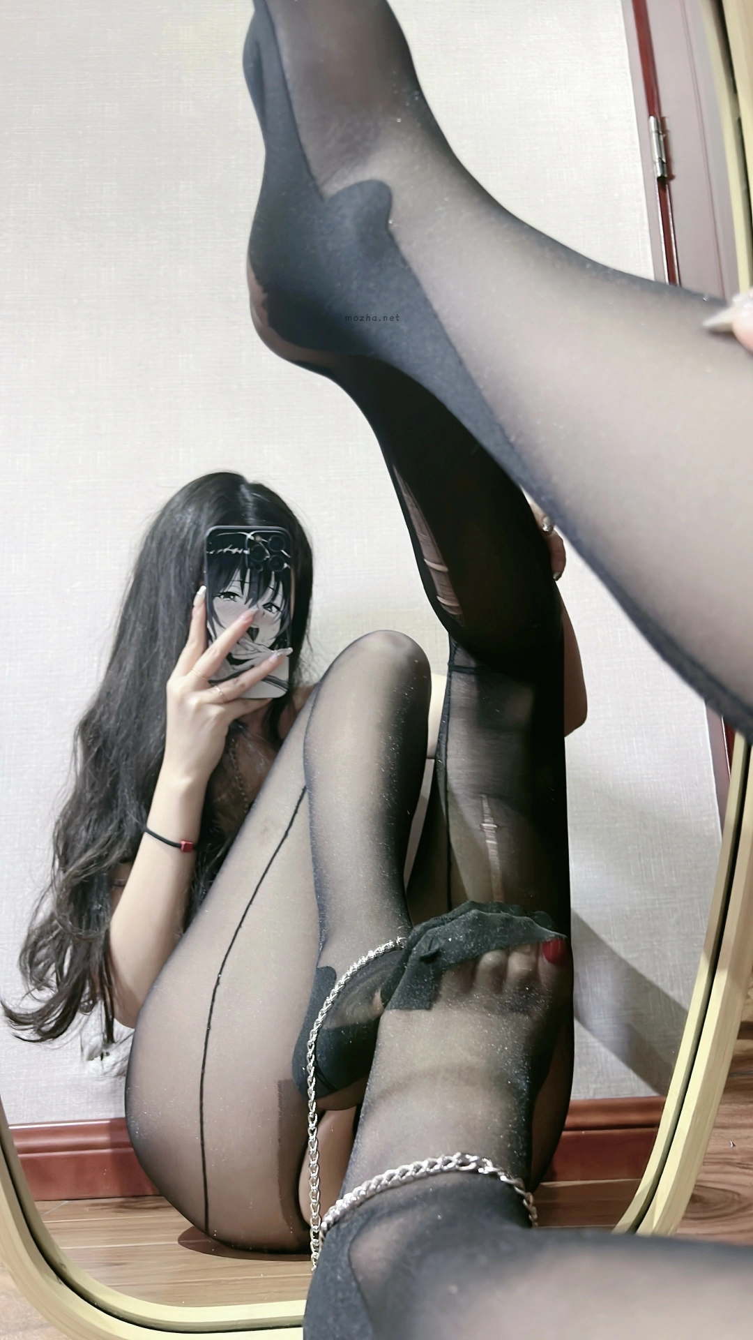 陈佩奇 – 黑丝黑丁字【19P】